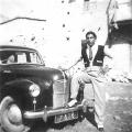 Ο Μιχαλάκης Χ Ιωσήφ (Κούβαρος) με το πρώτο του αυτοκίνητο